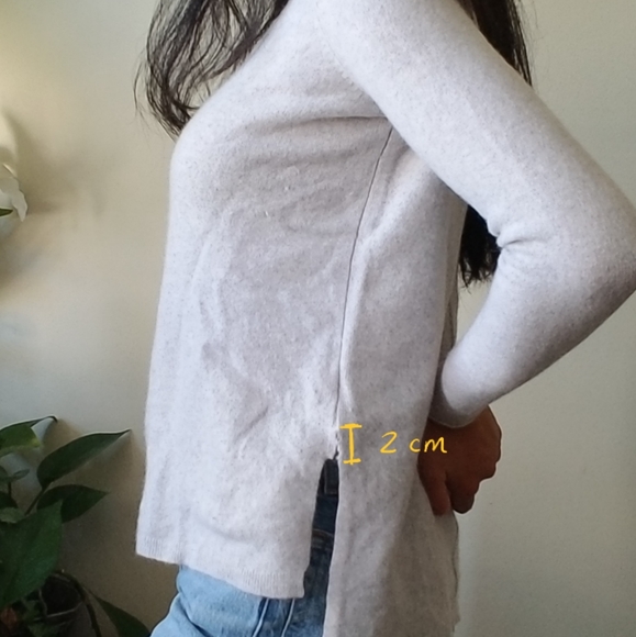 Saks Fifth Avenue Cashmere Sweater - Picture 6 of 6